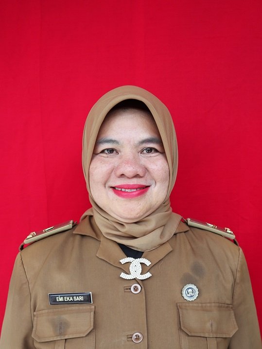 Emi Eka Sari, S.Pd